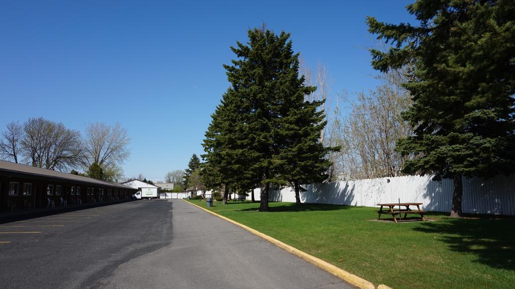 R-100 Longueuil