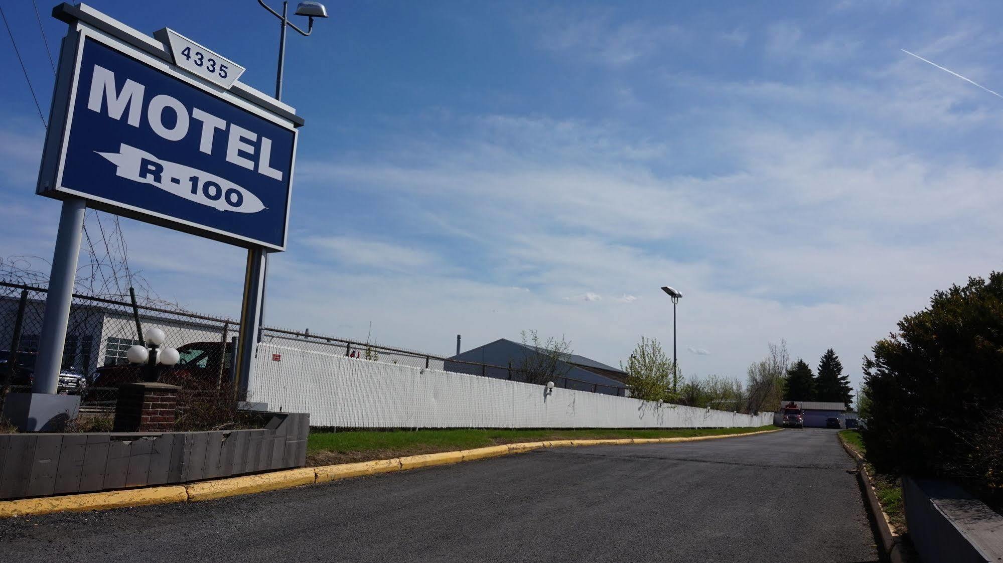 Motel R-100